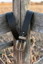 classic-black-western-leather-belt-with-engraved-buckle-and-tip-detail